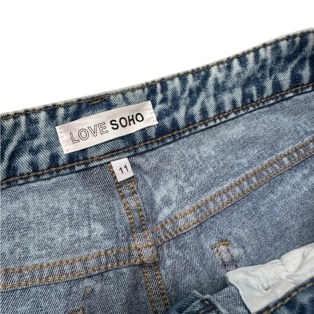 Love Soho Relaxed Fit Low Rise Wide Leg Denim Size 11 NWT - Picture 12 of 17